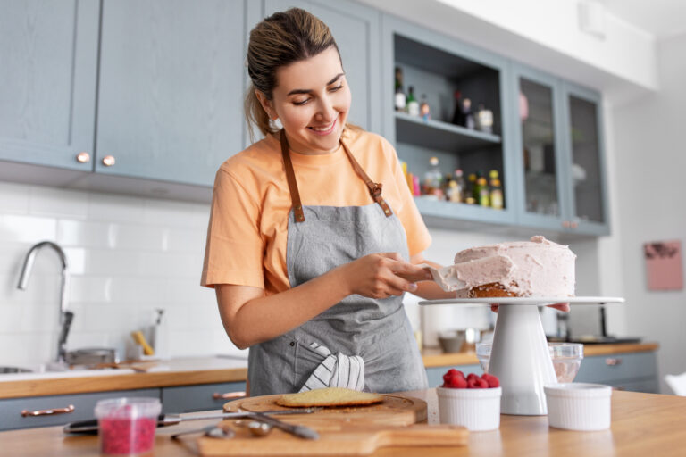 Cocinando desde Casa y Gana: Inicia tu Negocio de Comida Casera